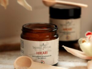 HIKARI Exfoliante Iluminador